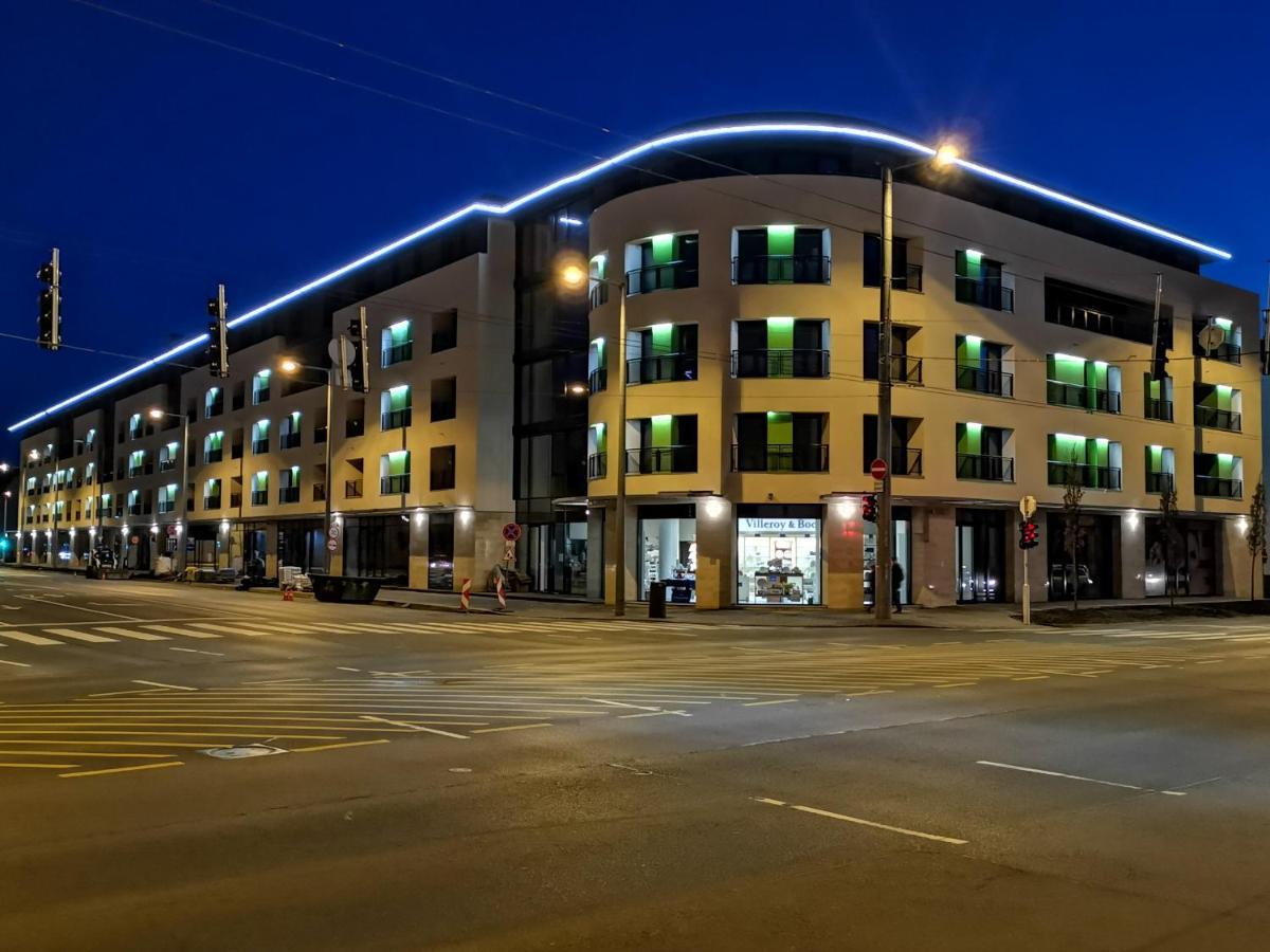 Avand Apartments Debrecen Eksteriør bilde